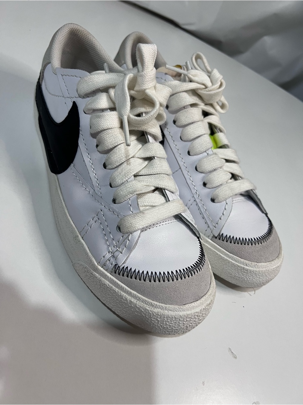 Nike Blazer Low 77 Jumbo Tenis Blanco Negro Swoosh Grande UK 8.5